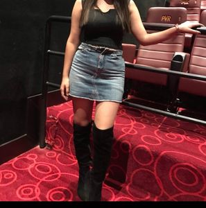 blue denim skirt