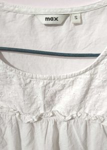 MAX White Embroidered Blouse