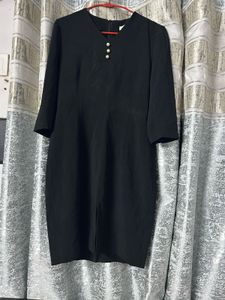 Elegant Black Midi Dress