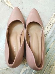 Marc Loire Pointed Toe Bellies With 1.5 Inch Heel