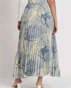 Pleated Skirt