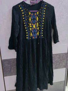 Pretty black Dress With Floral Embroidery