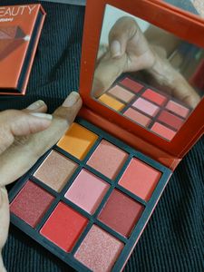 Huda beauty Eye Shadow