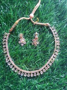 Neckless With Earrings