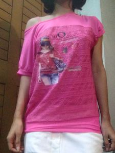 Pink Off-shoulder Printed Tee