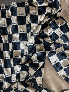 Checkered Print Long Sleeve Top