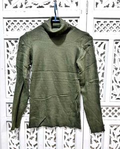 🎀Made In Roumania Turtleneck Sweater B