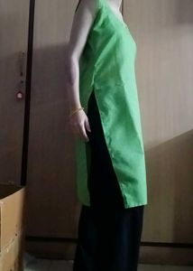 Green Sleeveless Inner For Kurti🍏