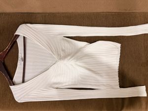 White Twist Front Top