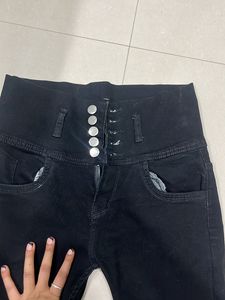 Women’s Black High waisted Jeans