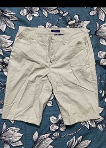 Bandolino Women&#39;s Riley RelaxedFitBermuda Short