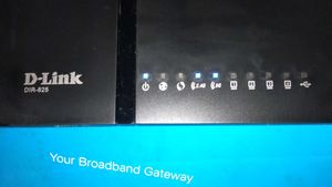D Link DIR 825 AC 1200 WIFI ROUTER
