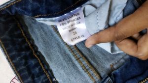 Roadster Super Ripped Jeans