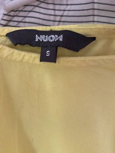 💛 Sunshine Yellow Lace Hem Crop Top 💛