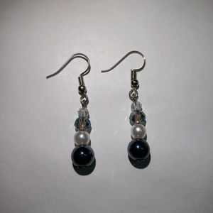 Handmade Beaded Earrings - Black