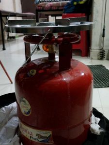 New Cylinder With Burner Attach...