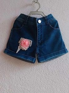 Pink Top And Jean&#39;s Short