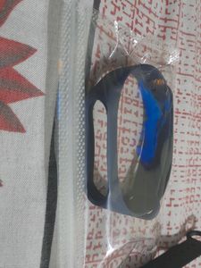 Mi Band 4 Blue And Black Strip 2