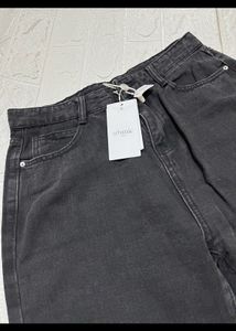 Black Jeans