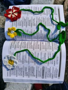 Crochet Flower Bookmark