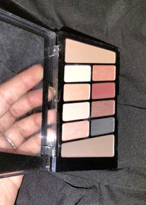 Wet n Wild Eyeshadow Palette