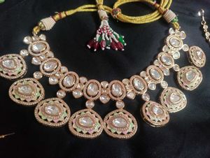 Stunning Kundan Jewelry Set