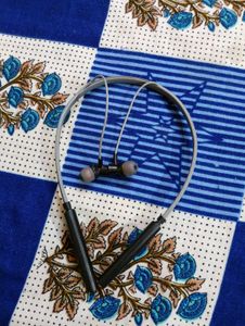 Wireless Neckband Headphones