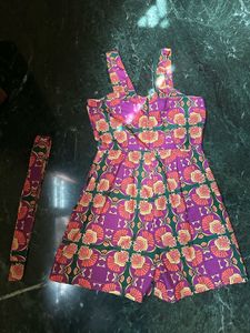 Sleek Italia Floral Printed Playsuit/ Romper