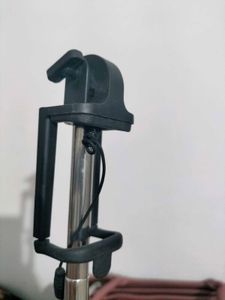 Smartphone Tripod with Remote