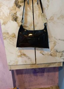 Chic Black Handbag