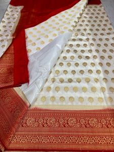 Durga Pujo Special Elegant Saree- Offer