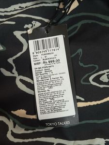 Tokyo Talkies Black Abstract Printed