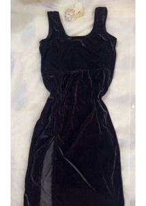 Elegant Black Velvet Mini Dress