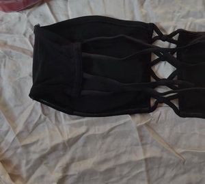 Criss Cross Black Offshoulder Inner