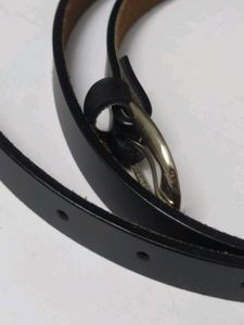 Versatile Black Sleek Belt (Bold &amp; Classy)