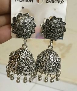 Silver Jhumka Earrings