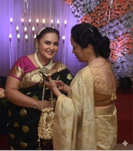 Kundan Jewellery Set