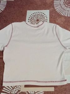 Angel Baby Graphic Crop Tee