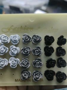 Rose Design Earrings Pack Of 1 Set