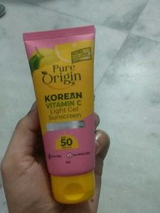 Korean Vit C Light Gel Sunscreen