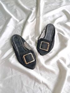Flats &amp; Shoes SALE ⚡️