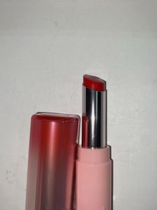 Etude Glow Stick Color Lasting 02