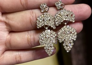 Sparkly Silver Necklace &amp; Earring Set