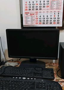 Dell Desktop And CPU Complete Set