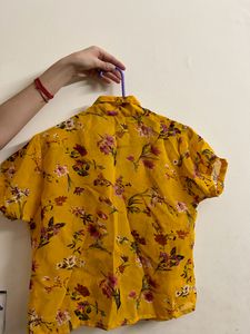 Cropped Floral Shirt