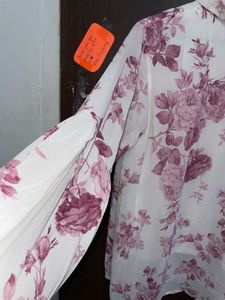 WOMENS TOP