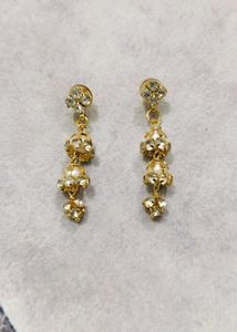 Selling A Two Gorgeous Earrings