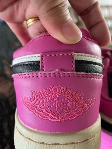 Nike Air Jordan Pink