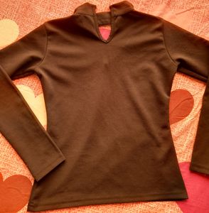 Women V Neck Black Top
