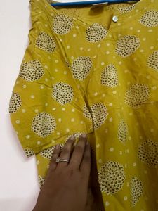 Floral Print Short Kurti